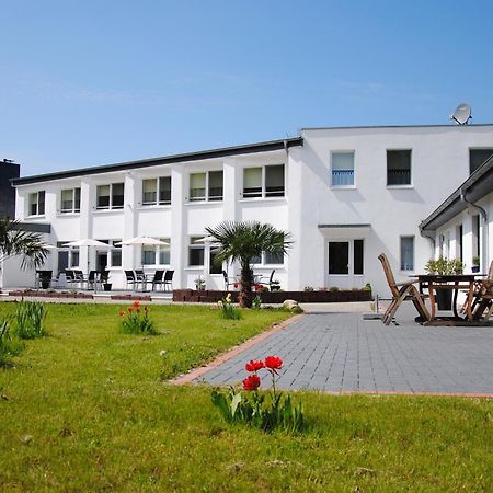 Appartementanlage-Ferienwohnungen Weisse Moewe ซาสนิทซ์ ภายนอก รูปภาพ