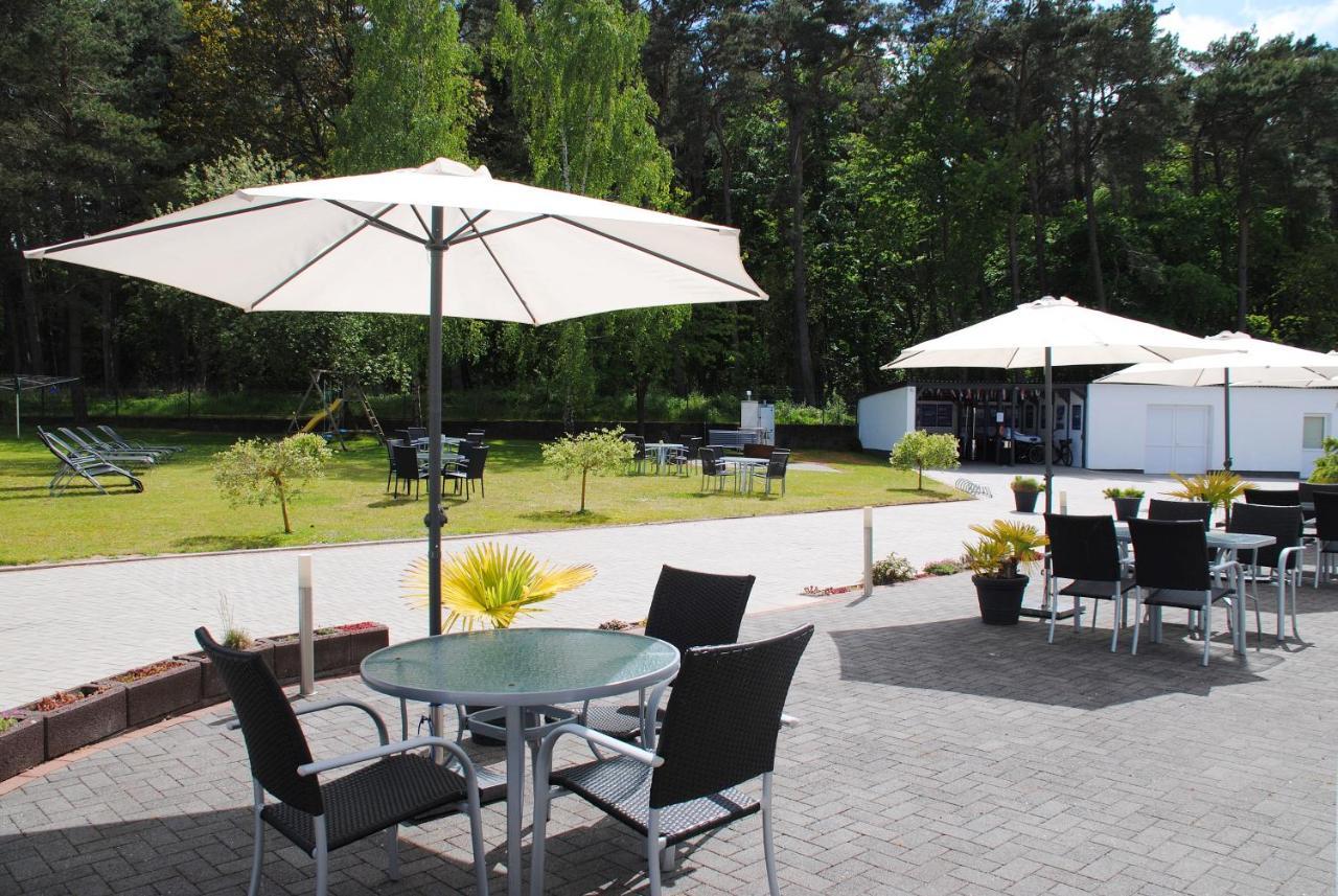Appartementanlage-Ferienwohnungen Weisse Moewe ซาสนิทซ์ ภายนอก รูปภาพ