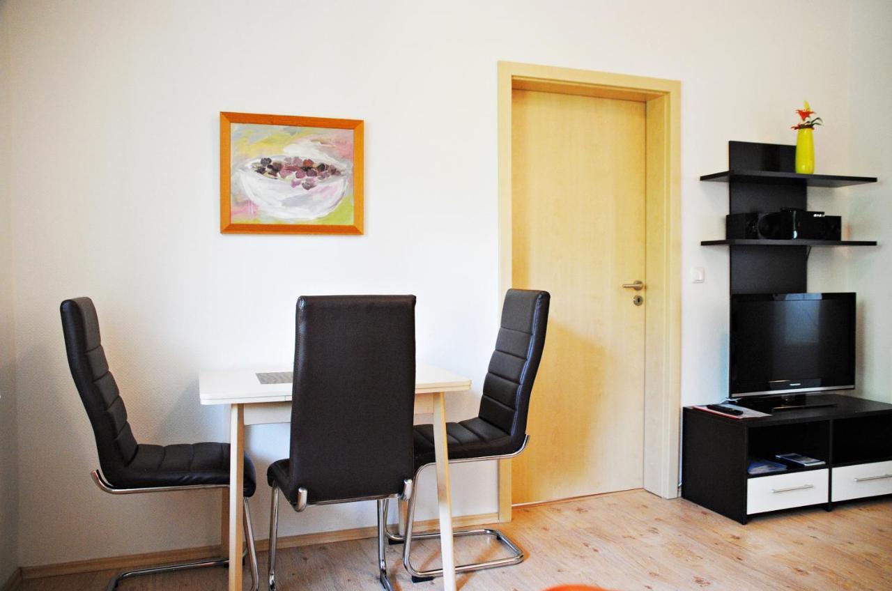 Appartementanlage-Ferienwohnungen Weisse Moewe ซาสนิทซ์ ภายนอก รูปภาพ