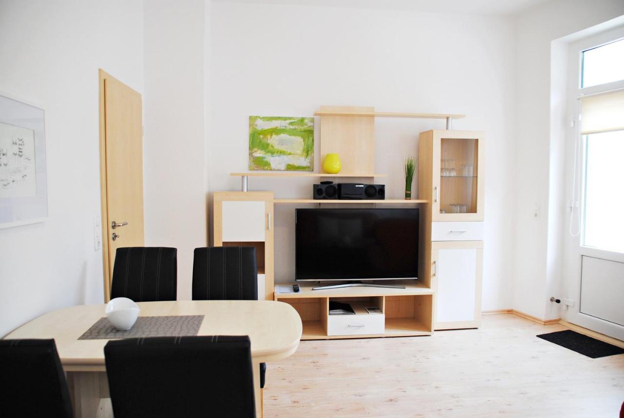 Appartementanlage-Ferienwohnungen Weisse Moewe ซาสนิทซ์ ภายนอก รูปภาพ