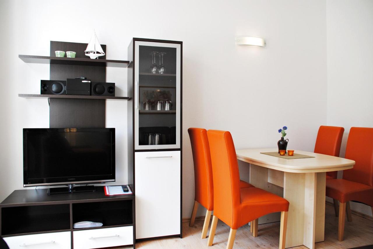Appartementanlage-Ferienwohnungen Weisse Moewe ซาสนิทซ์ ภายนอก รูปภาพ