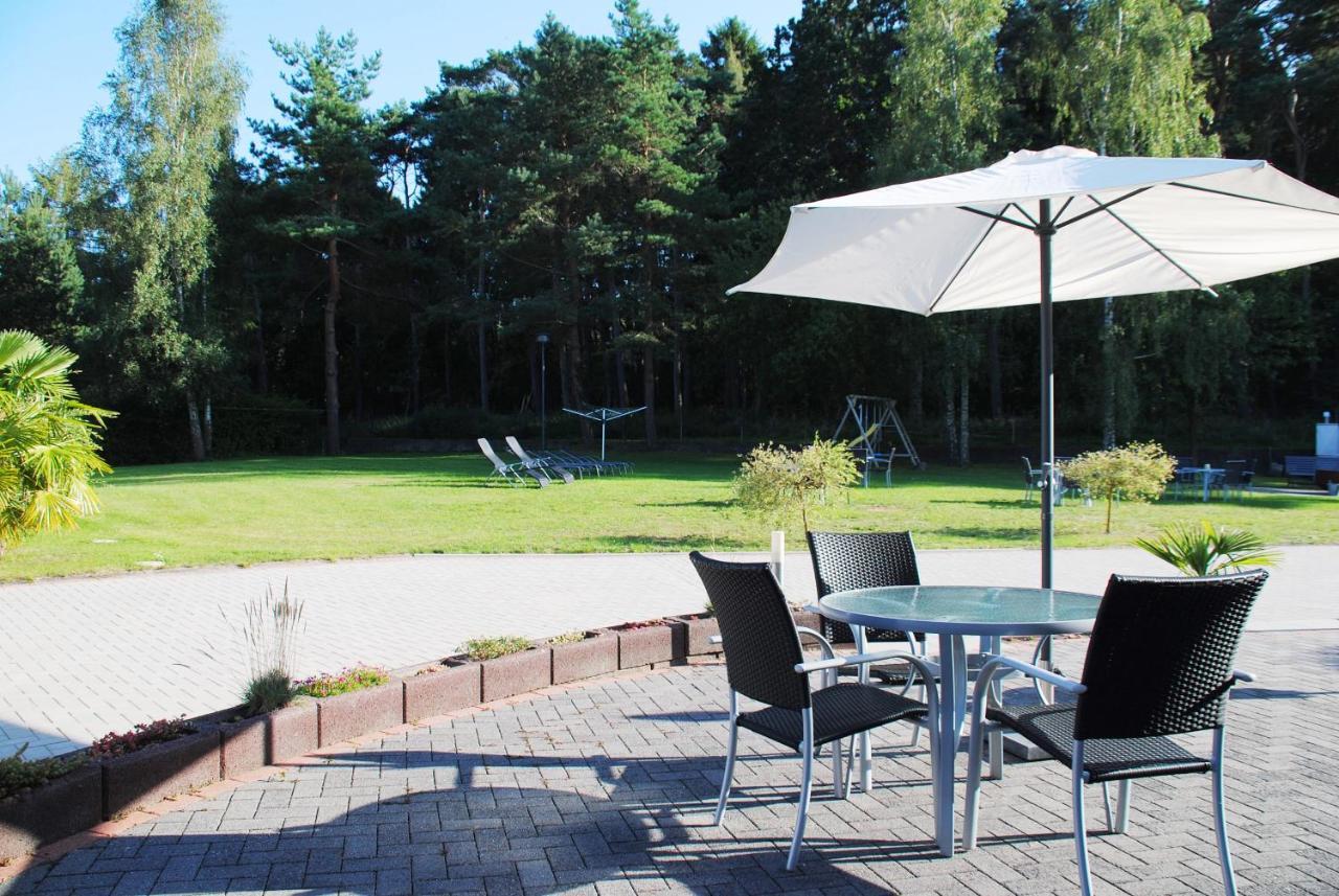 Appartementanlage-Ferienwohnungen Weisse Moewe ซาสนิทซ์ ภายนอก รูปภาพ